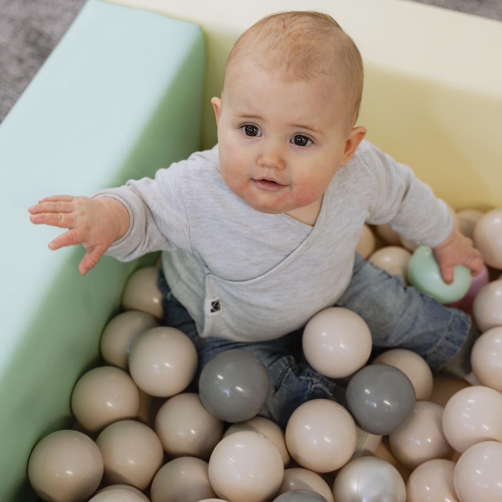 Soft Play Square Ball Pit - Ball Play Heaven-Ball Pit-IGLU Soft Play-white-Natural CuteNest